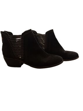 Vince Camuto Black Suede Ankle Booties. Back Zip. Size 7.5